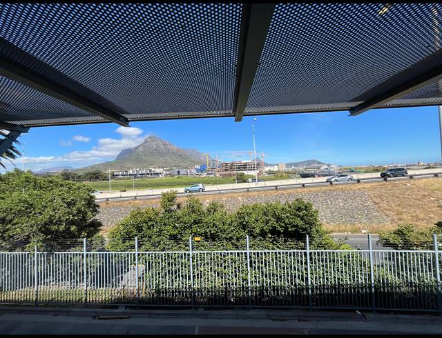 93M² BUSINESS TO LET IN MAITLAND